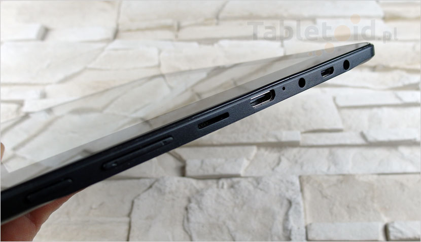 Porty w tablecie porty w tablecie