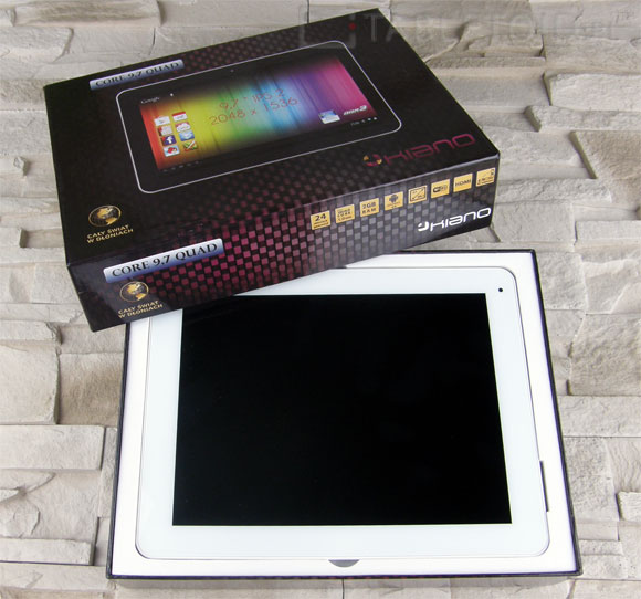 Tablet obok pudełka tablet obok pudełka